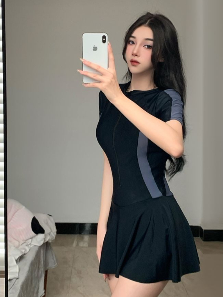 Nuevo Traje de Baño de Una Pie - Spa & Wellness Earth City Москва Шелепиха reseña y precio